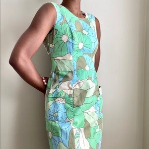 BODEN Knee Length Floral Seersucker Cotton Dress Size S-M best. Tag size 6L